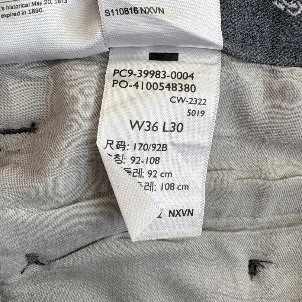 Dockers Mens 36x30 Gray Smart 360 Flex Straight Leg Flat Front Pants Chinos Work